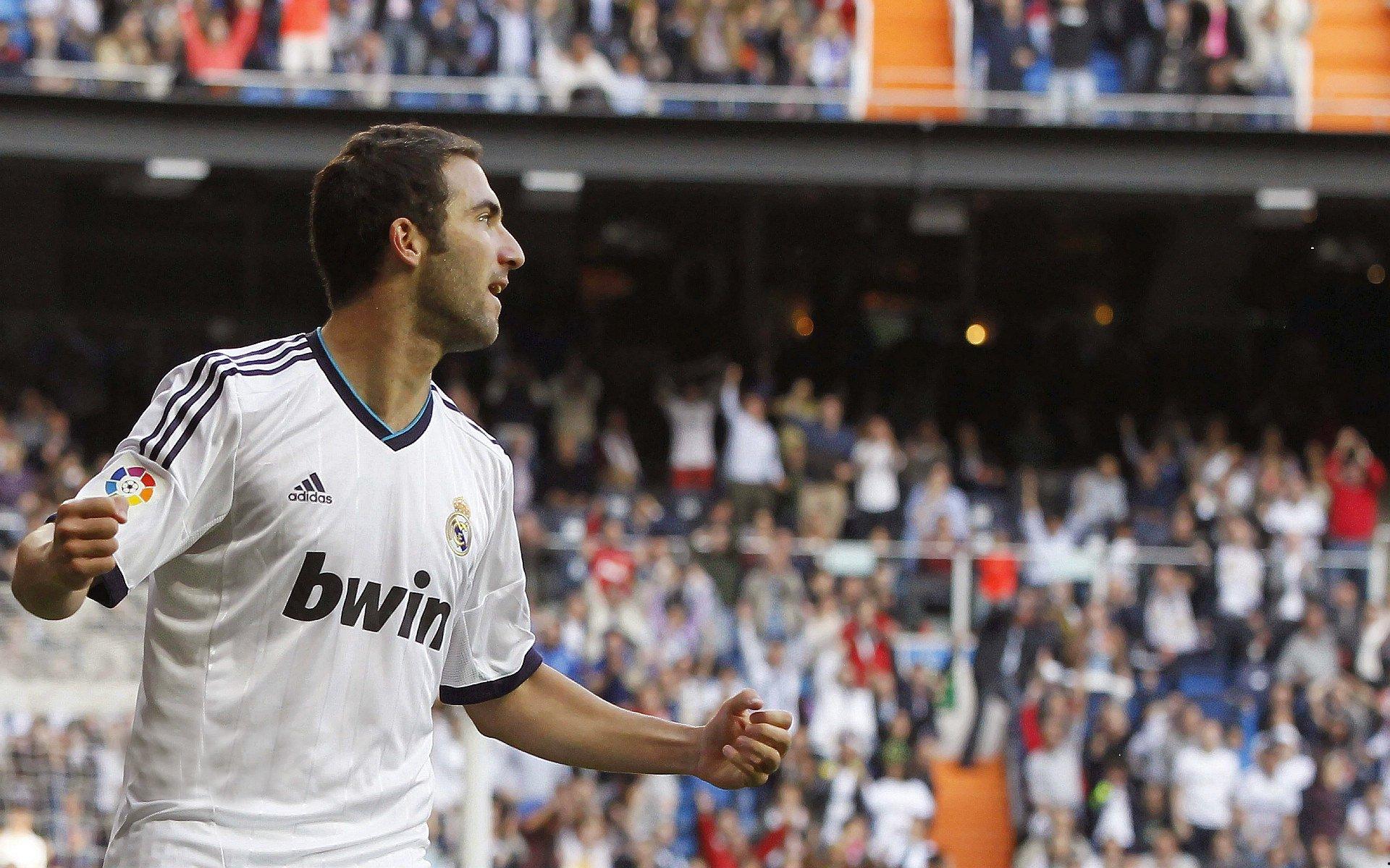 郝伟坦言国脚征调影响备战，强调深圳队实力不容小觑